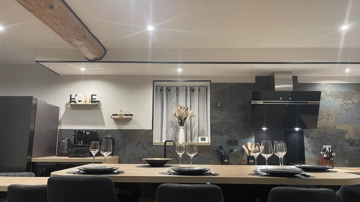 Bagneres-de-Luchon Villa | À 2 Minutes à Pied du Télécabine, Maison Cosy Idéal Pour les Familles