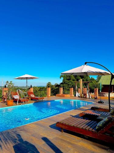 Sao Pedro Ski Chalet | Águas Chalés Temporada - Chalés e Lofts Confortáveis - Piscina - Próximo ao Thermas