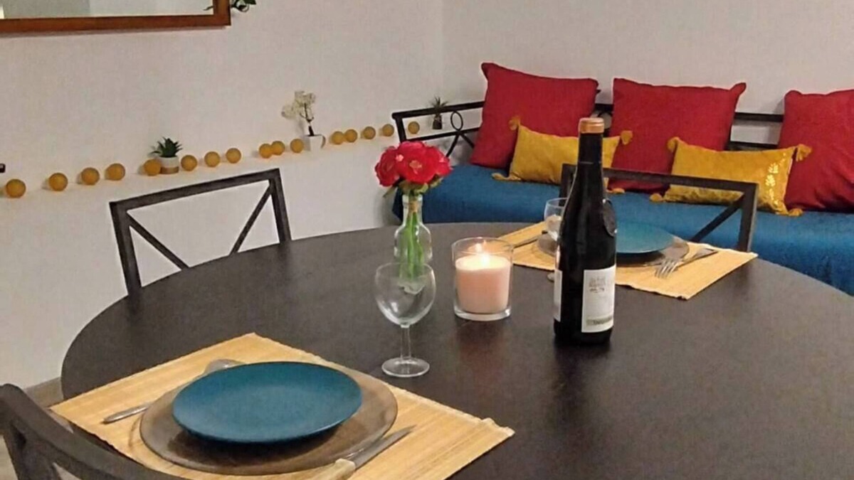 Avignon Apartment | Évasion romantique à Avignon avec jacuzzi et joli extérieur