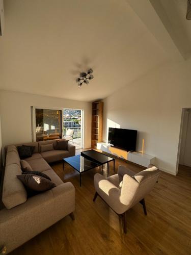 Bar Apartment | Čobrenović Penthouse