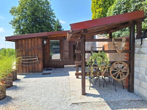 Vidrga Apartment | Štibelc FRIDA