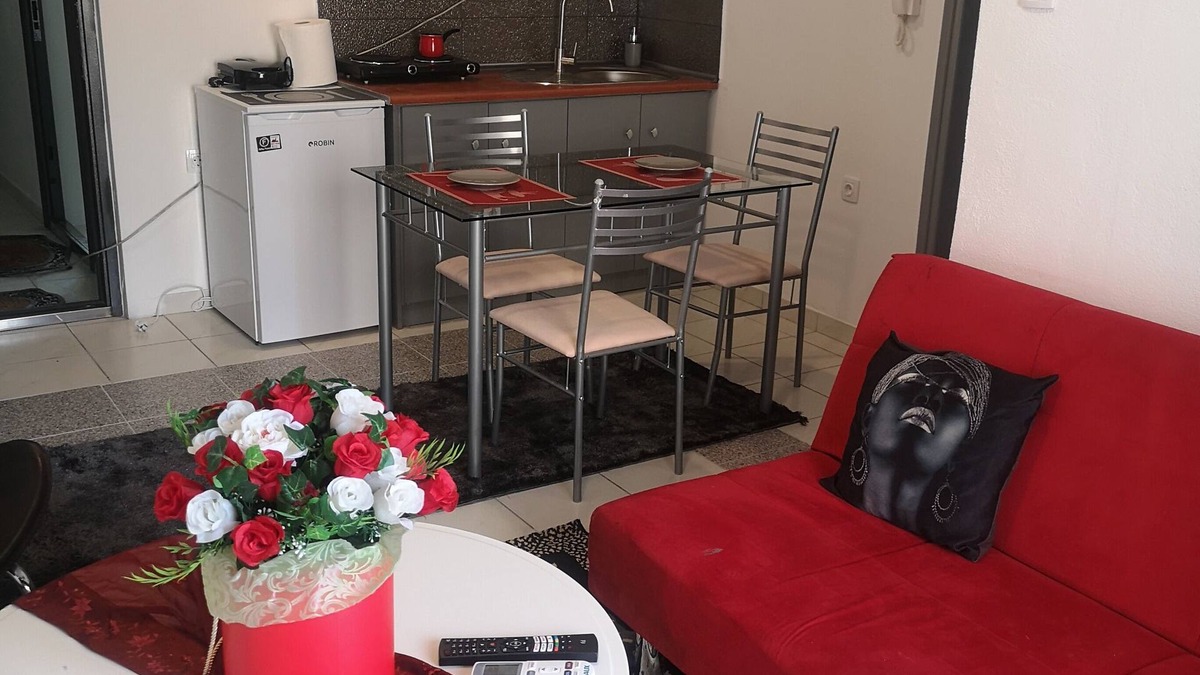 Xanthi Apartment | Διαμέρισμα στη Κεντρική Πλατεία της Ξάνθης