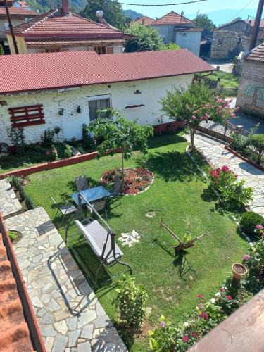 Loutraki House | Ξενώνας Αντωνία