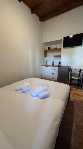 Livadi Apartment | Πέτρινη φωλιά