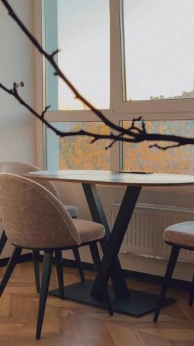 Khmelnitskiy Apartment | Апартаменти в центрі на Шевченка