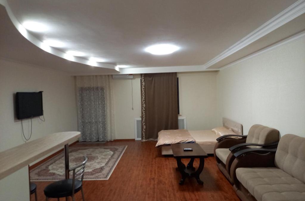 Leninskiy rayon Apartment | Белая студия на Волге