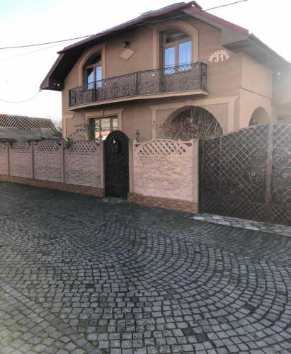 Chynadiyovo House | Катерина