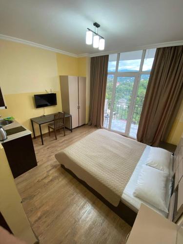 Makhinjauri Apartment | Квартира у моря Колхида