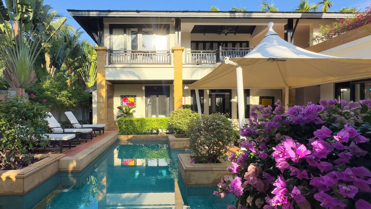 Choeng Thale Villa | Комфортабельная двухэтажная вилла с бассейном рядом с пляжем Bang Tao Beach
