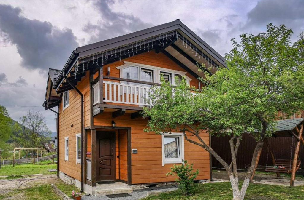 Vorokhta Apartment | Котедж Скеля