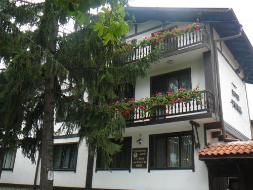 Old Town House | Къща за гости Типик