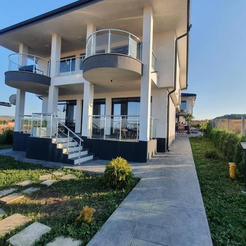 Kraymorie Villa | Къща за гости