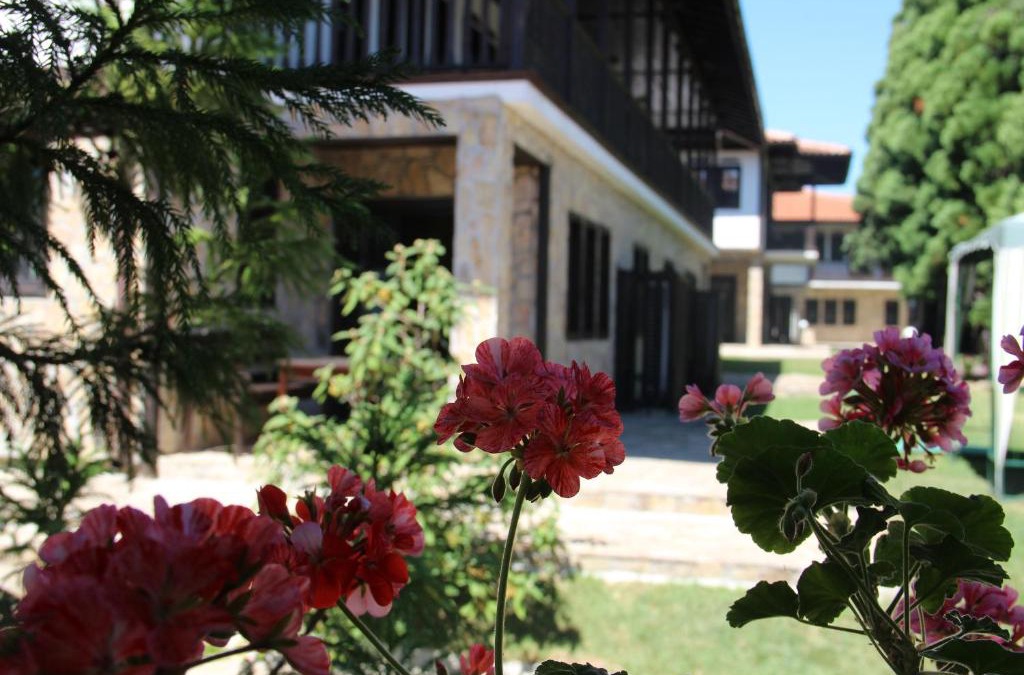Dolna Banya House | Къщи за гости Кедър