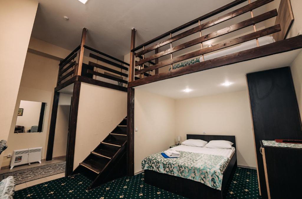 Koryazhma Hotel | Отель Заря