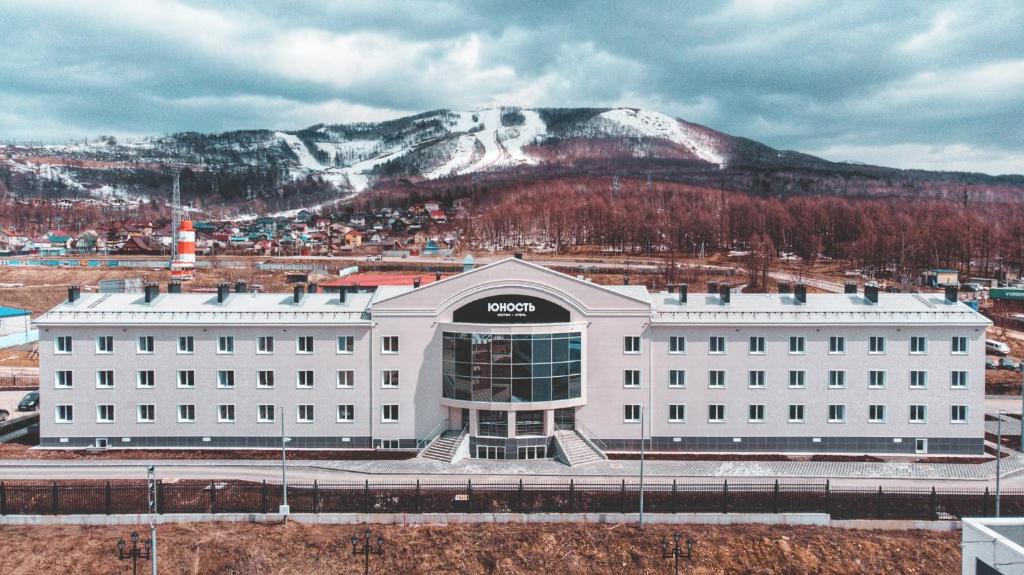 Yuzhno-Sakhalinsk Hotel | Отель Юность