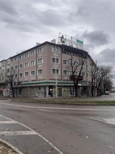 Shumen Hotel | Роял Шумен
