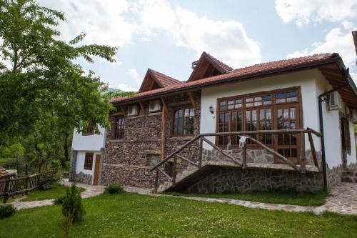 Kraevo House | Самостоятелна къща за гости с изглед към планината Вила Марк