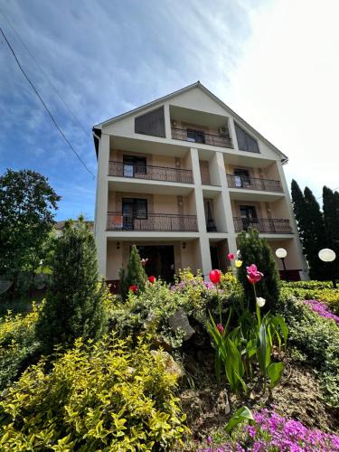Polyana Hotel | Сонячна Перлина