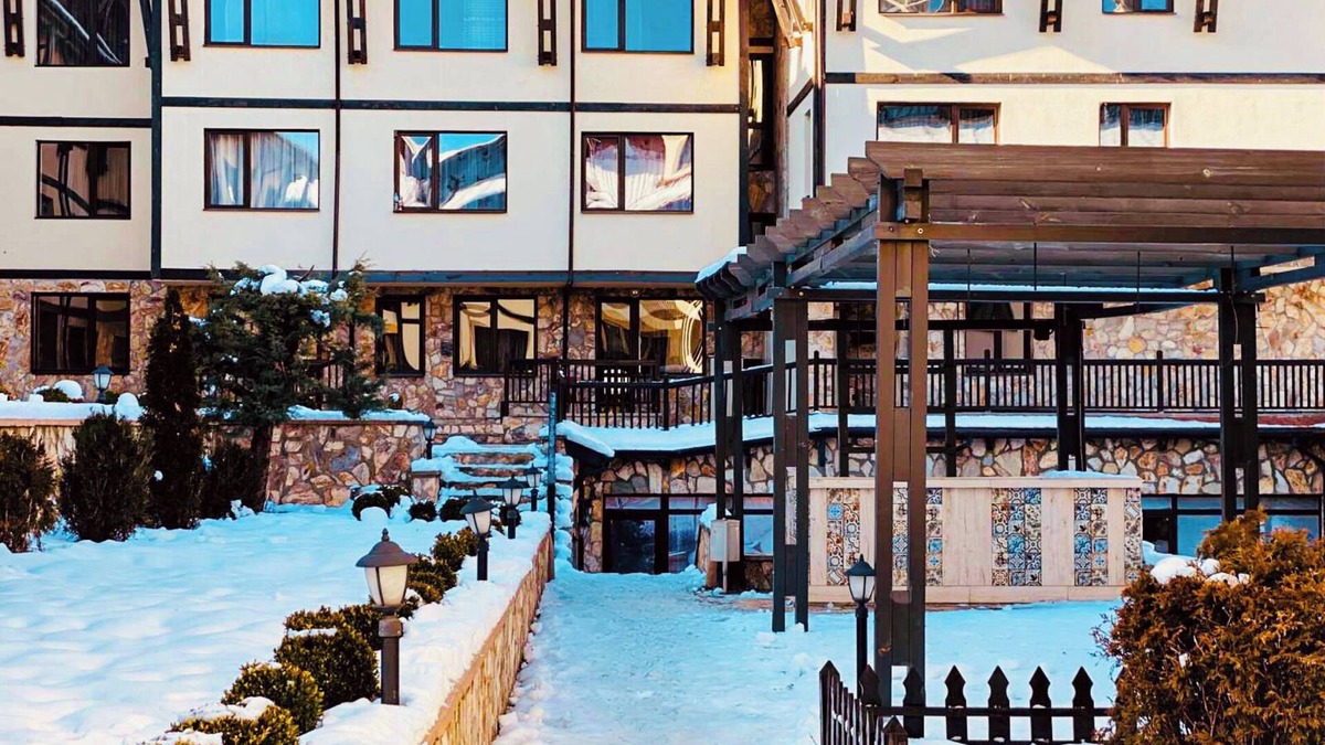 Shiligarnika Condo | Студио 11 с басейн, СПА до Ски Лифтаnn