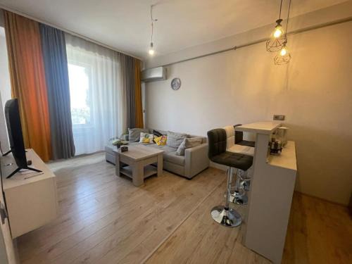 Yerevan Apartment | Трёхкомнатная квартира в новостройке