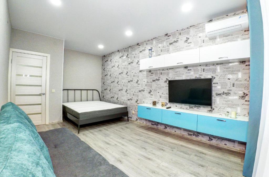 Sovetsky City District Apartment | Уютные апартаменты у метро Родина 24в
