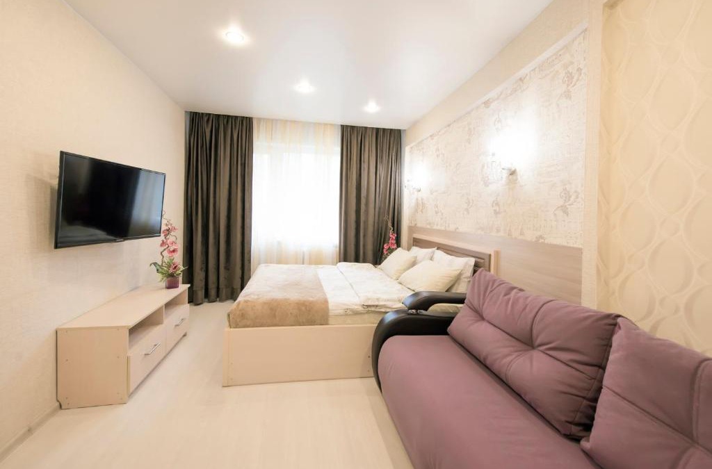 Vologda Apartment | Четырехкомнатная квартира на Яшина 40 , 14 Спальных мест, - NaSutki35