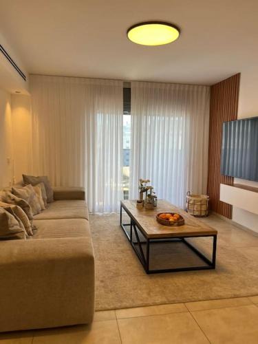 Tirat HaCarmel Apartment | בין הים לכרמל