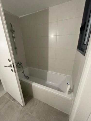 Tirat HaCarmel Apartment | טירת כרמל חיפה