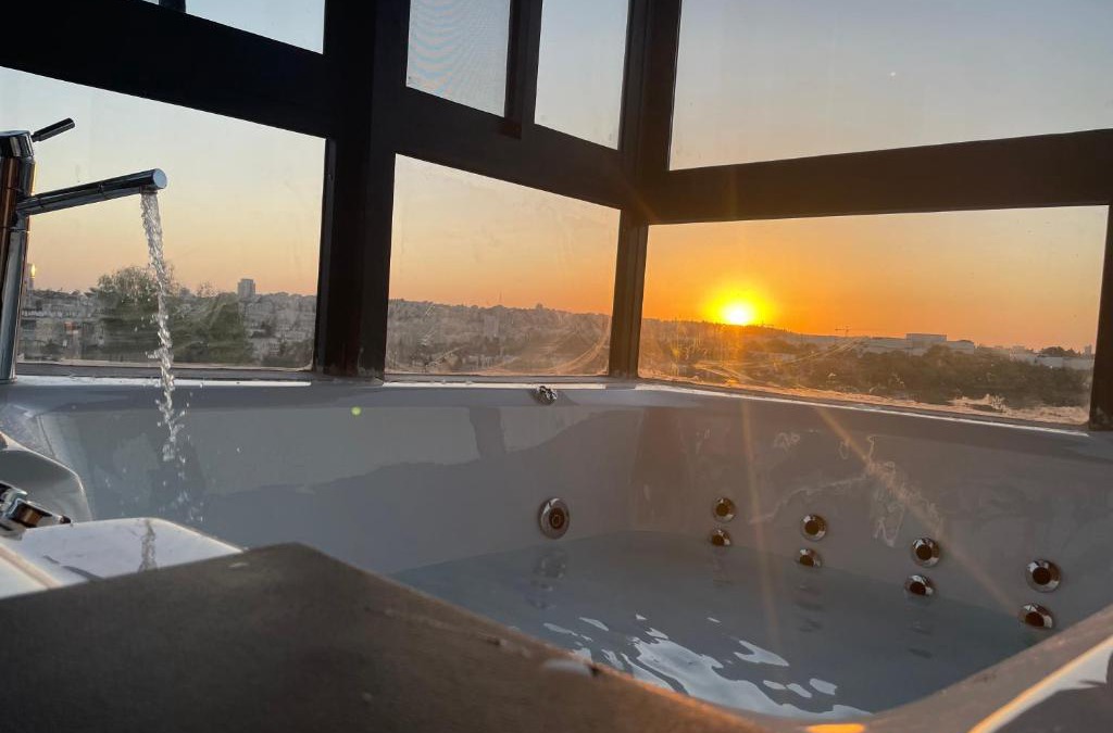 Kiryat Shmuel Apartment | מצודת המלכים- The Citadel of the Kings