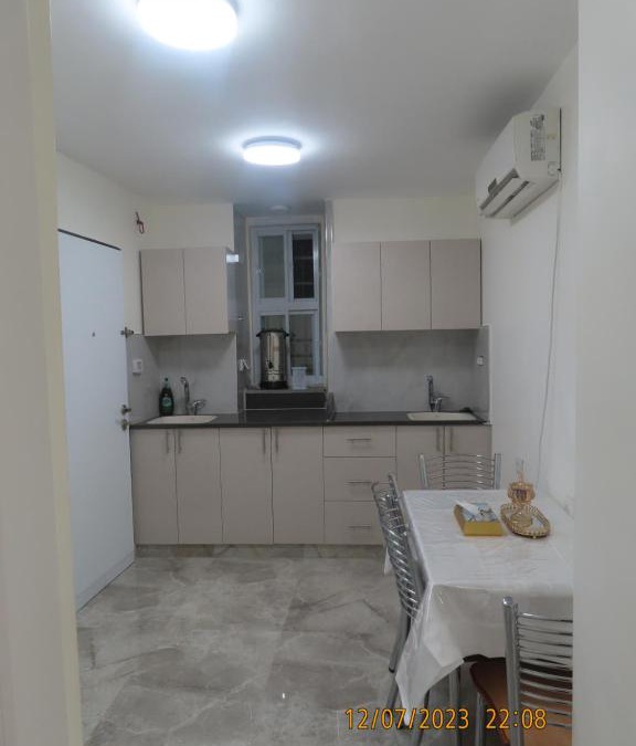 Mea She'arim Apartment | נייטן'ס אייזער אין ירושלים