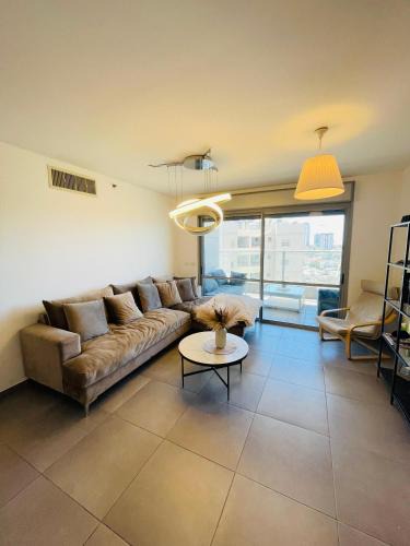 Netanya Apartment | סאבלט בקומה גבוהה בעיר נתניה
