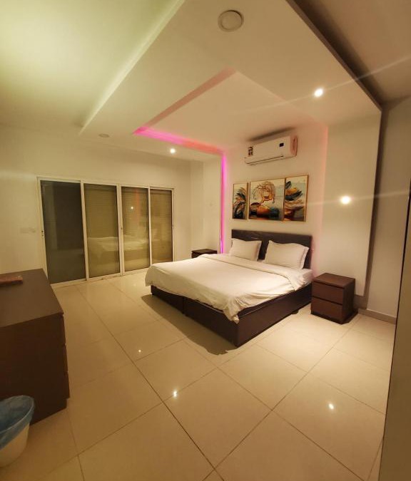 Durrat Al-Arous Ski Chalet | درة العروس
