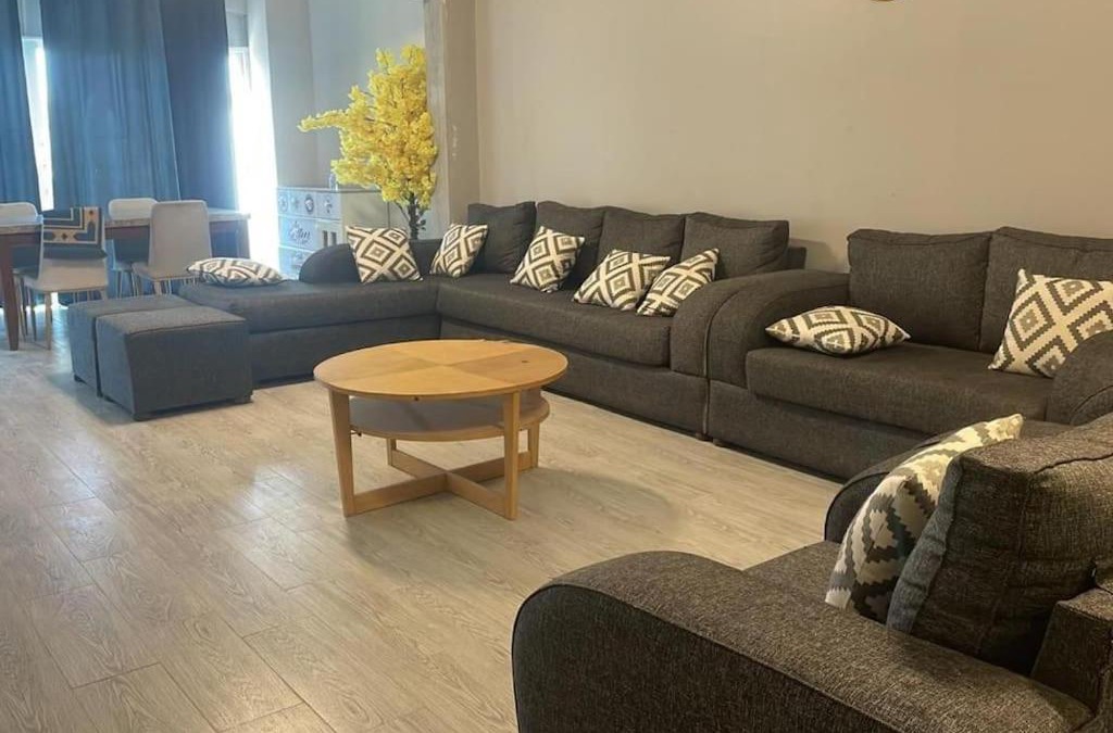 Durrat Al-Arous Ski Chalet | شاليه دور ارضي درة العروس حالمه للعائلات فقط