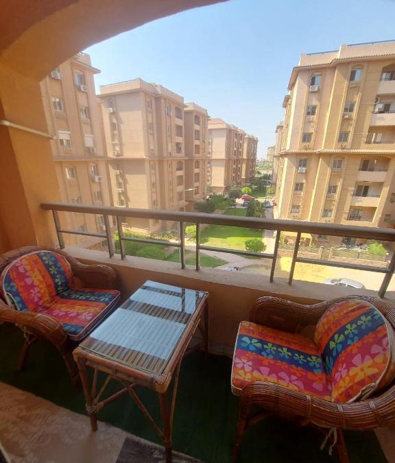 Ash-Sharabiyah Apartment | شقه في جاردينيا الماظه تحتوى على ٣غرف مكيفه وريسبشن وحمام ومطبخ وريسبشن وبلكونه بجوار سنتر الماظه وسنتر سيتي ستارز الدور الثالث ولها موقع متميز وبلكونه تطل علي مول الكمبوند