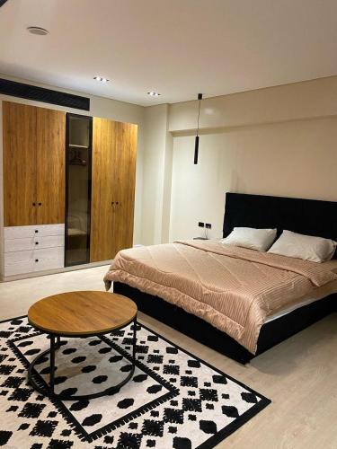 Shurtah al-Dakhlah Apartment | شقه ميدان الجمهوريه بالدقي