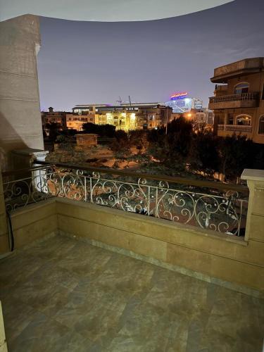 The 5th Settlement Apartment | شقه 3 غرف بفيلا