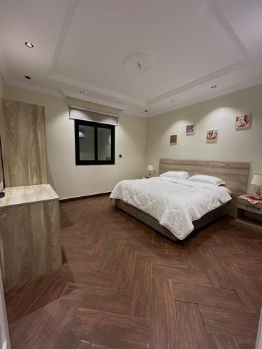 Jeddah Apartment | غرفة وصالة بنظام فندقي مميز