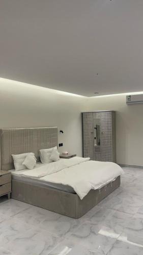 Al Kharj Apartment | غرفة وصالة فندقية واسعة