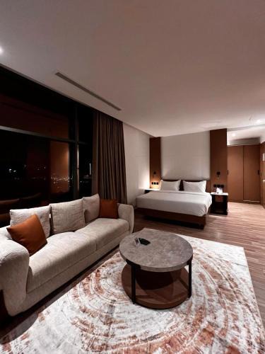 Khamis Mushait Hotel | فندق ايليقنت