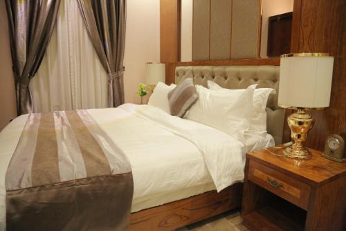 Jeddah Apartment | منازل جدة للشقق المخدومة