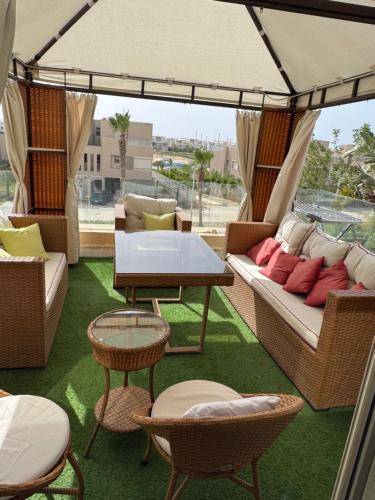 Sidi Abd El-Rahman Apartment | هاسندا باى عائلات فقط