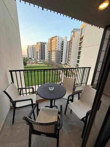Sheikh Zayed City Apartment | هدوء وخصوصية تامة في أبراج زد ساويرس الشيخ زايد
