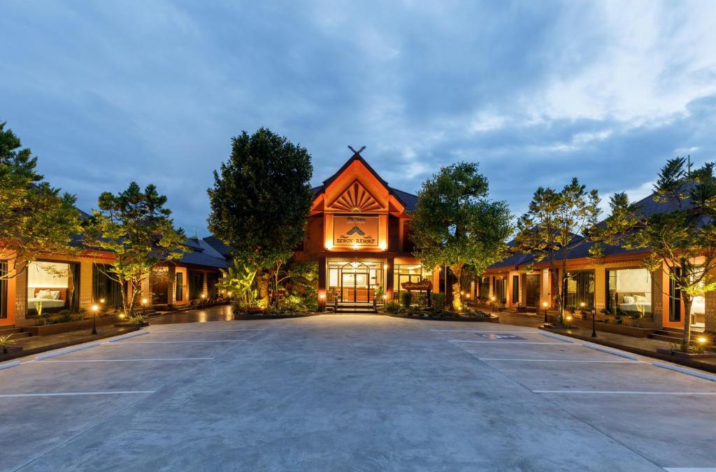 Nakhon Si Thammarat Hotel | บีวินรีสอร์ท