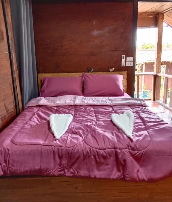 Khuan Khanun House | บ้านทุ่งโฮมสเตย์