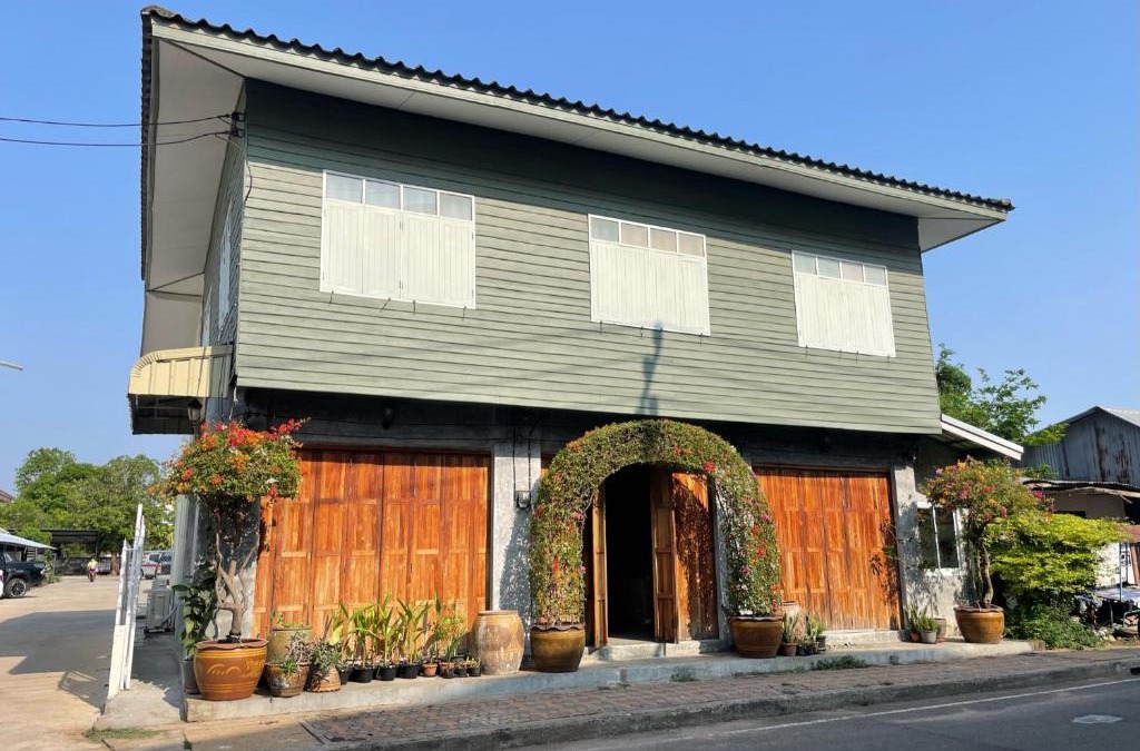 Prakhon Chai Bed & Breakfast | บ้านแสนรัก Casa Dolce Casa, Prakhon Chai