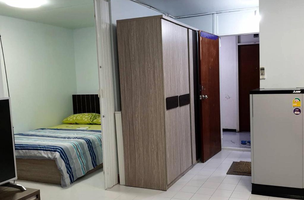 Ban Mai Apartment | ห้องใหญ่-ห้องพักรายวัน เมืองทองธานี เรือนศรีตรัง