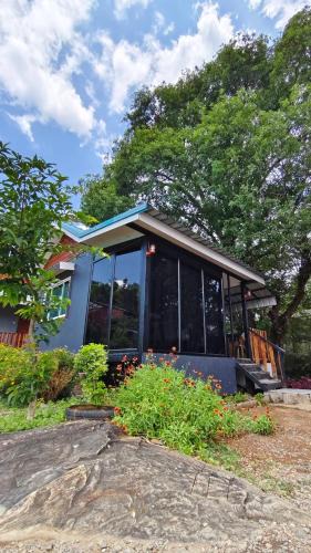 Chom Thong House | อินทนนท์ บ้านพักเล่าจู Inthanon Laoju House