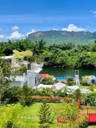 Kanchanaburi Resort | เดอะเบสแคปซูล รีสอร์ท