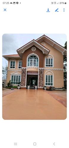 Takat Ngao Villa | เสถียร ซีวิว พูลวิลล่า