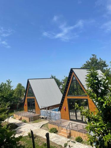 Kobuleti House | ტყუპები